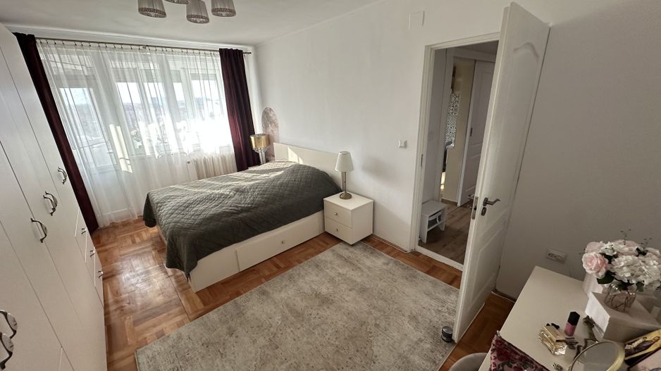 Apartment 3 camere mobilat - Poză 14