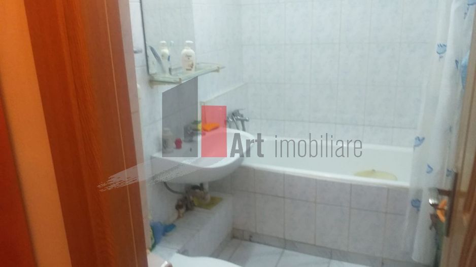 2 camere Basarabia - Stadionul National - Poză 6