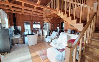 Casa din lemn D+P+M de 400 mp utili si teren 3.000 mp zona Faget - Poză 10