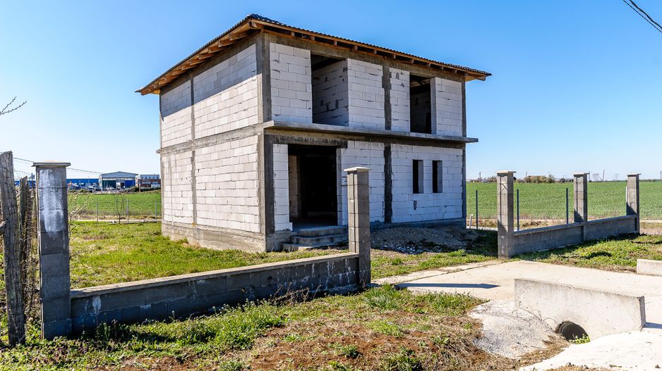Casa Ta  – Într-un cartier nou, lângă natură în Frumușeni, Arad - Poză 4