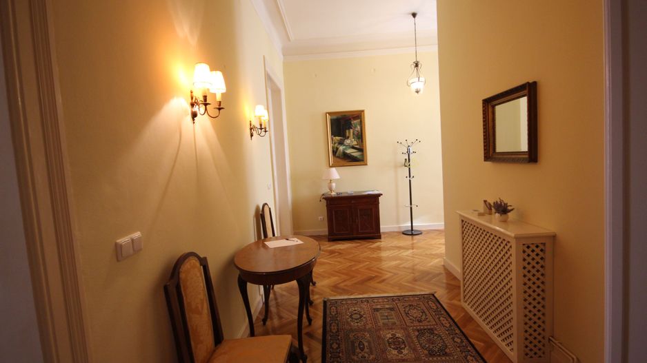 APARTAMENT DEOSEBIT IN ZONA CENTRALA - Poză 31