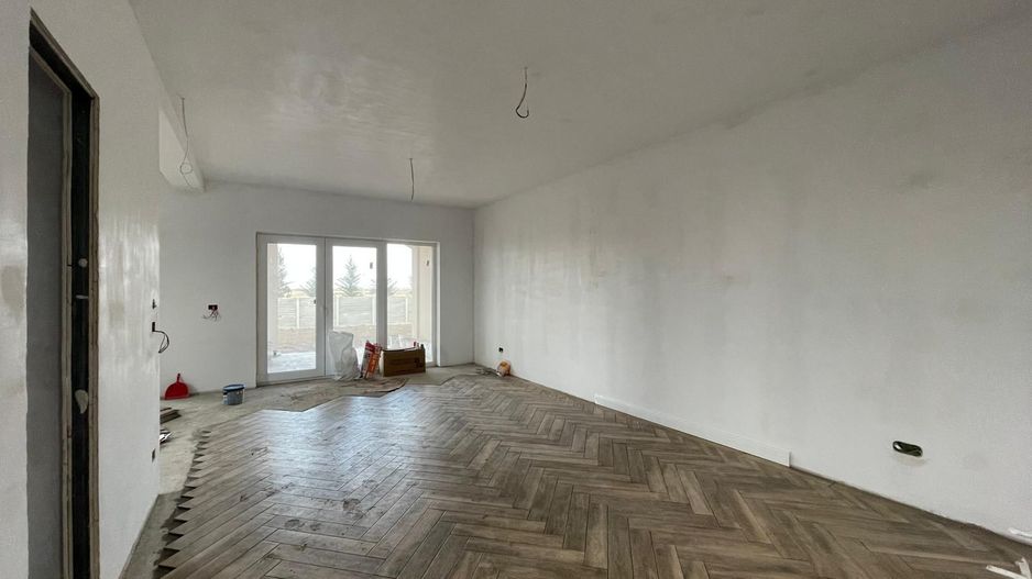 Duplex - 5 camere -toate utilitatile - Mosnita Noua - Urseni - Poză 2