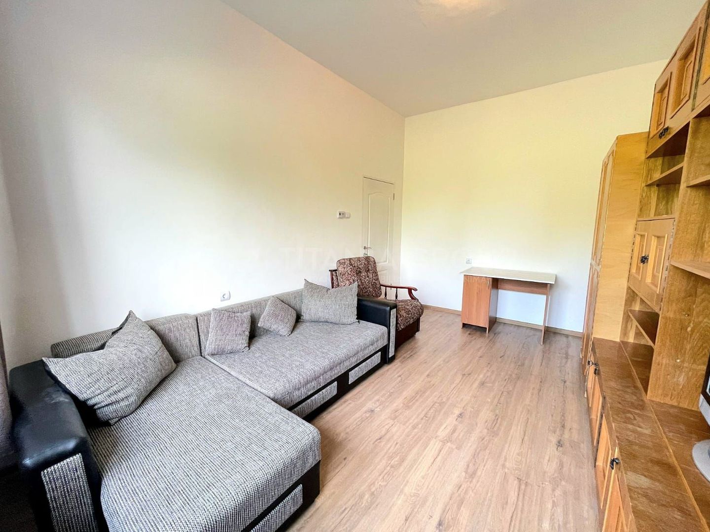 Garsoniera cocheta,  decomandata, pet friendly - zona Craiter - Poză 2