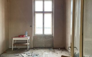 Apartament generos cu 5 camere , 202 mp utili , Zona Centrală! - Poză 2