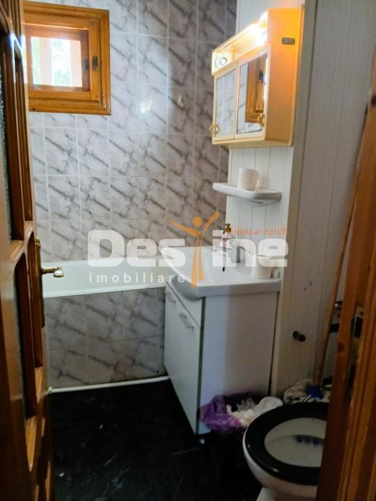 Apartament de vanzare zona centrala etaj 2/8 cu lift - Poză 7