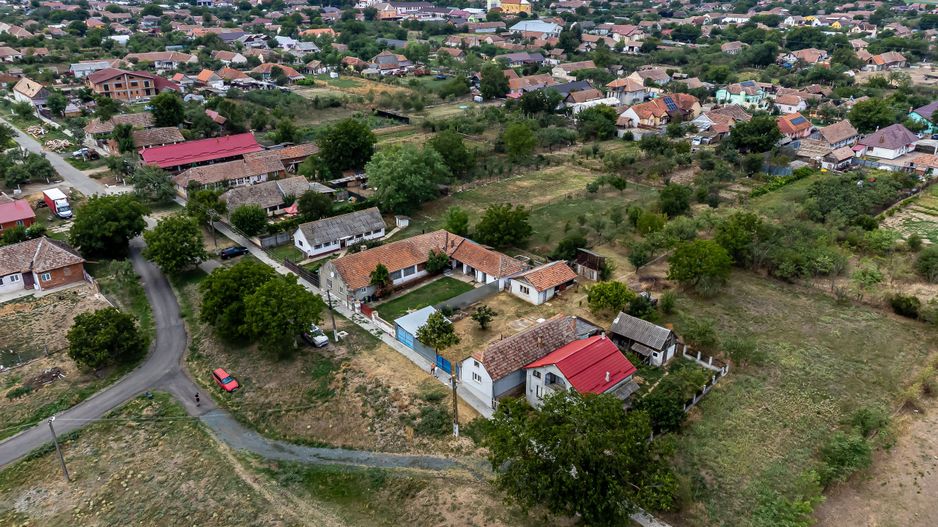 REZERVAT Casa din caramida cu teren generos in Felnac - Poză 8