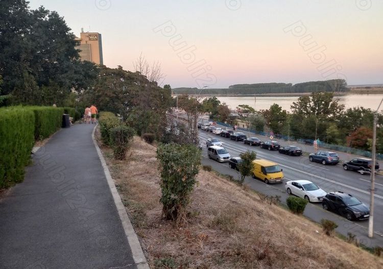 Vand-schimb apartament Mazepa 1 cu casa în Galati - Poză 11