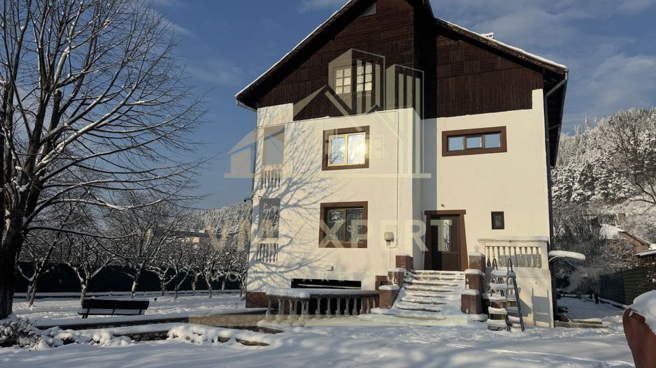 VILA S+P+E-306 MP, TEREN 2078 MP, CAMPULUNG - Poză 43