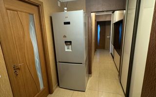 De inchiriat apartament cu 3 camere, Str. Nae leonard, etaj 3, 500 E - Poză 9