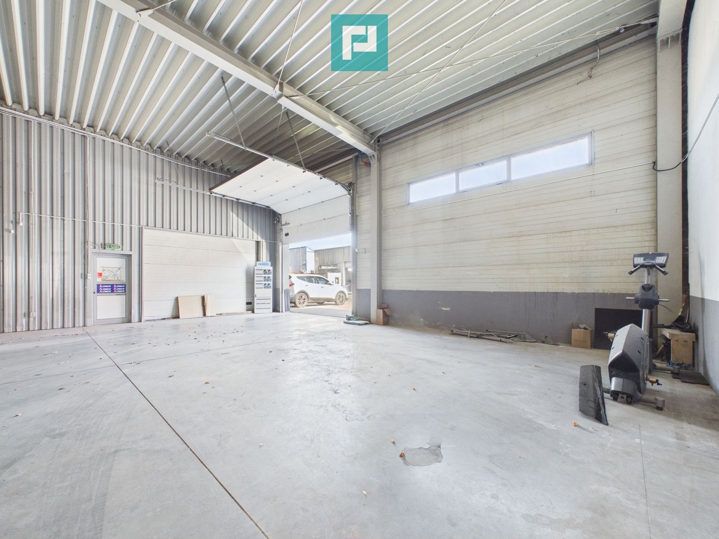 Birouri 102mp + Hală 290 mp în Micălaca - Poză 10