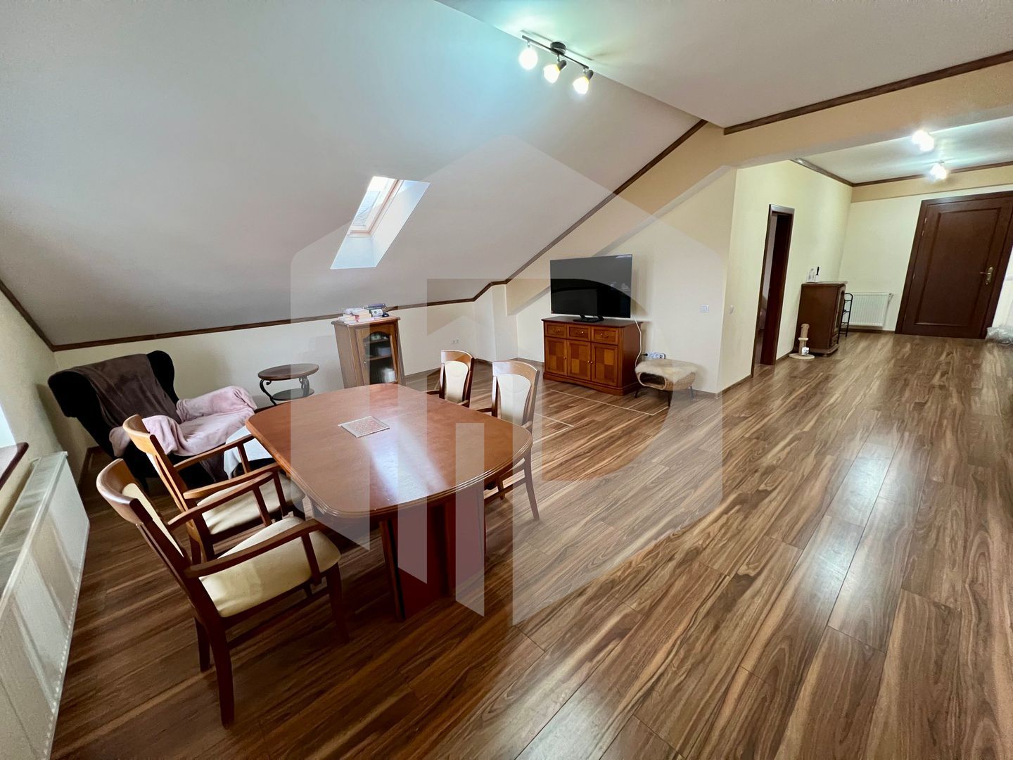 Apartament|4 camere | zona Calea Dumbravii | Lift | Parcare subterana - Poză 1