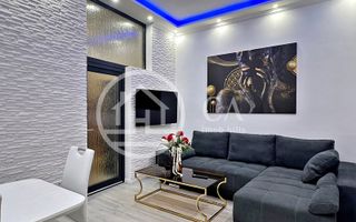 Apartament de vânzare cu 3 camere în zona centrală, Oradea - Poză 9