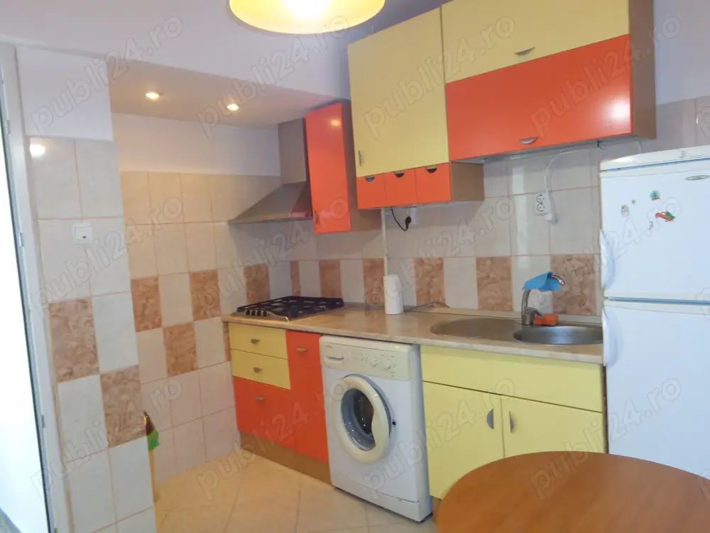 GARSONIERA  LUMINOASA ZONA DOROBANTI - Poză 2