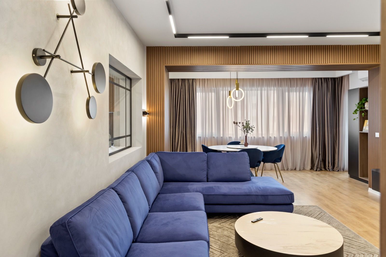 For Rent | 4-Room Apartment 116 sqm | 2 Parking Spaces Included - Poză 2