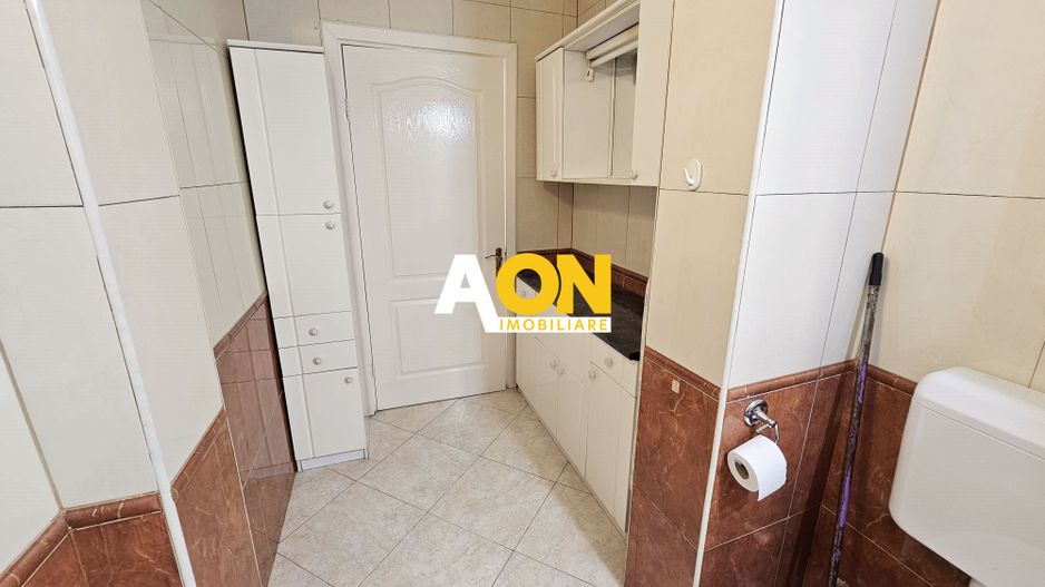 Apartament 2 camere, 60 mp utili, etaj 3, zona ultracentrala - Poză 11