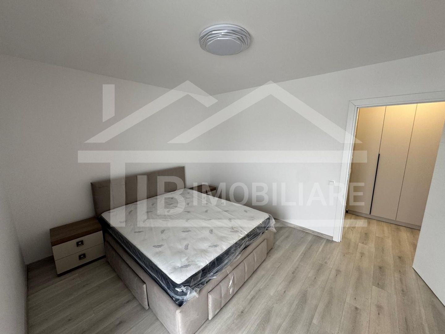 Apartament de 2 camere, 56mp, parcare, zona Ama Residence - Poză 4