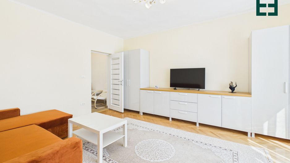 De închiriat - Apartament cu 2 camere -  Zonă Ultracentrală - Arad - Poză 12