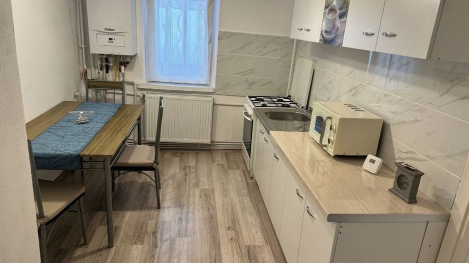 Apartament 2 camere Rovine - Poză 2