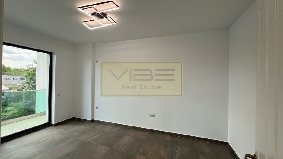 Spatiu modern de birou 70mp 2 locuri parcare subterane Rond Pacurari - Poză 6