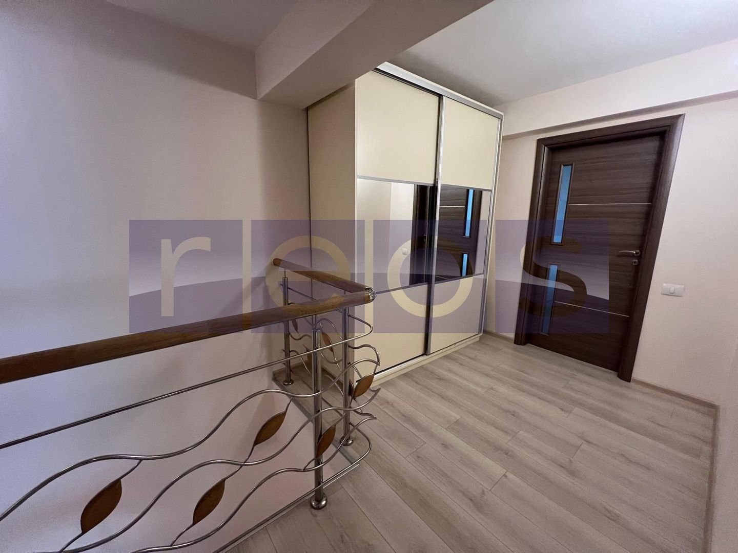 VANZARE CASA P+2 | 5 CAMERE | ZONA VITAN - Poză 14
