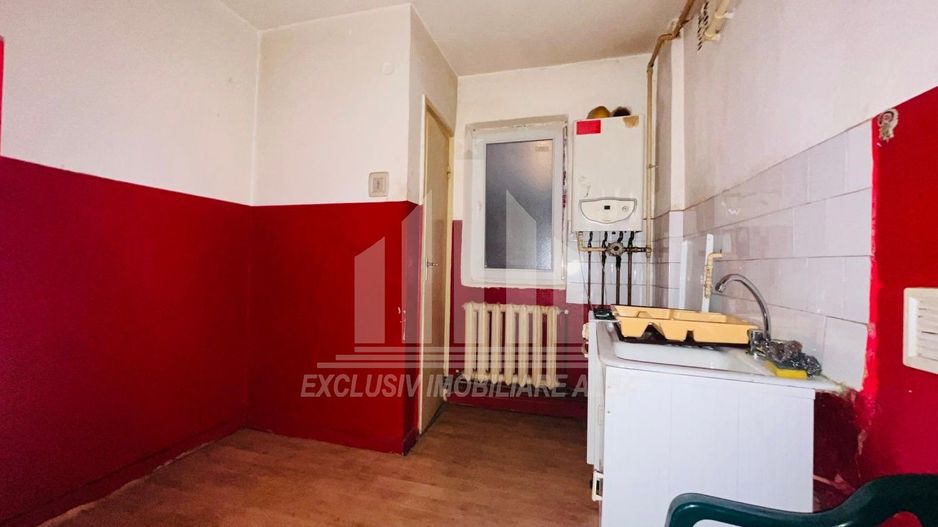 Apartament cu 3 camere decomandate, Centru - Poză 3