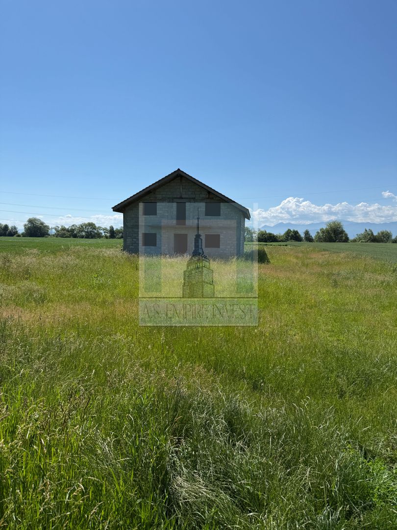 Casa 5 camere la gri, teren 1435 mp - zona Halchiu/Codlea - Poză 5