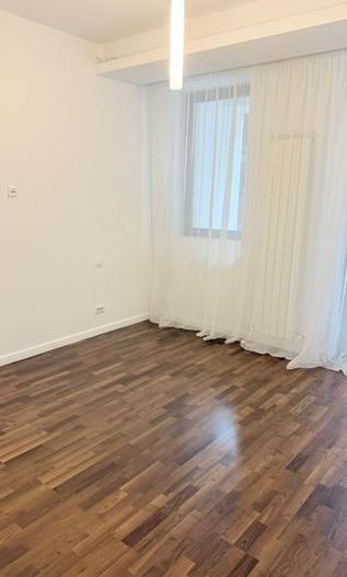 3 room apartment | Aviatorilor |Garden | Parking | Swimming pool - Poză 9