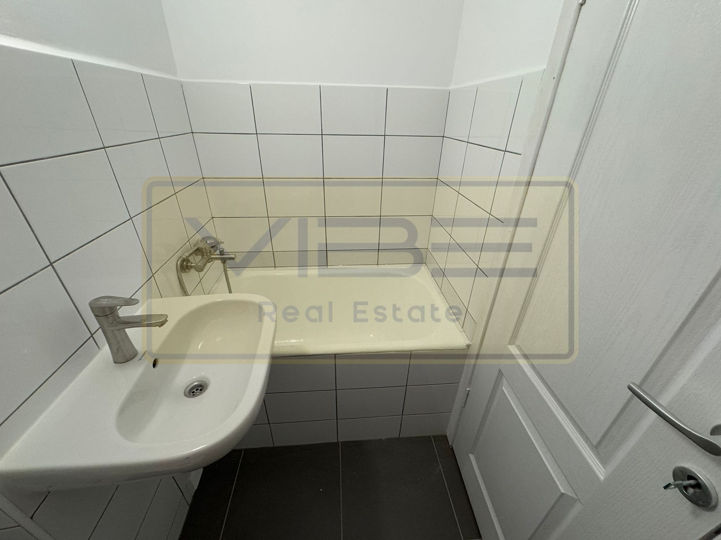 Apartament 2 camere NEMOBILAT Tatarasi - Poză 13