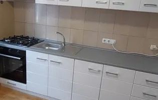 PROPRIETAR inchiriez  (vand ) casa INDIVIDUALA  P+M in Dumbravita - Poză 6