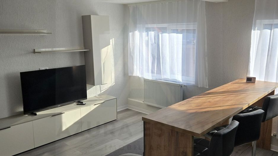 Apartament modern 3 camere 2 bai 70 mp utili Cartier Strand - Poză 2
