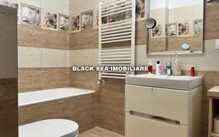 Vila de 7 Camere D+P+1+POD - Curte si garaj, EFORIE NORD Ocazie unica - Poză 14