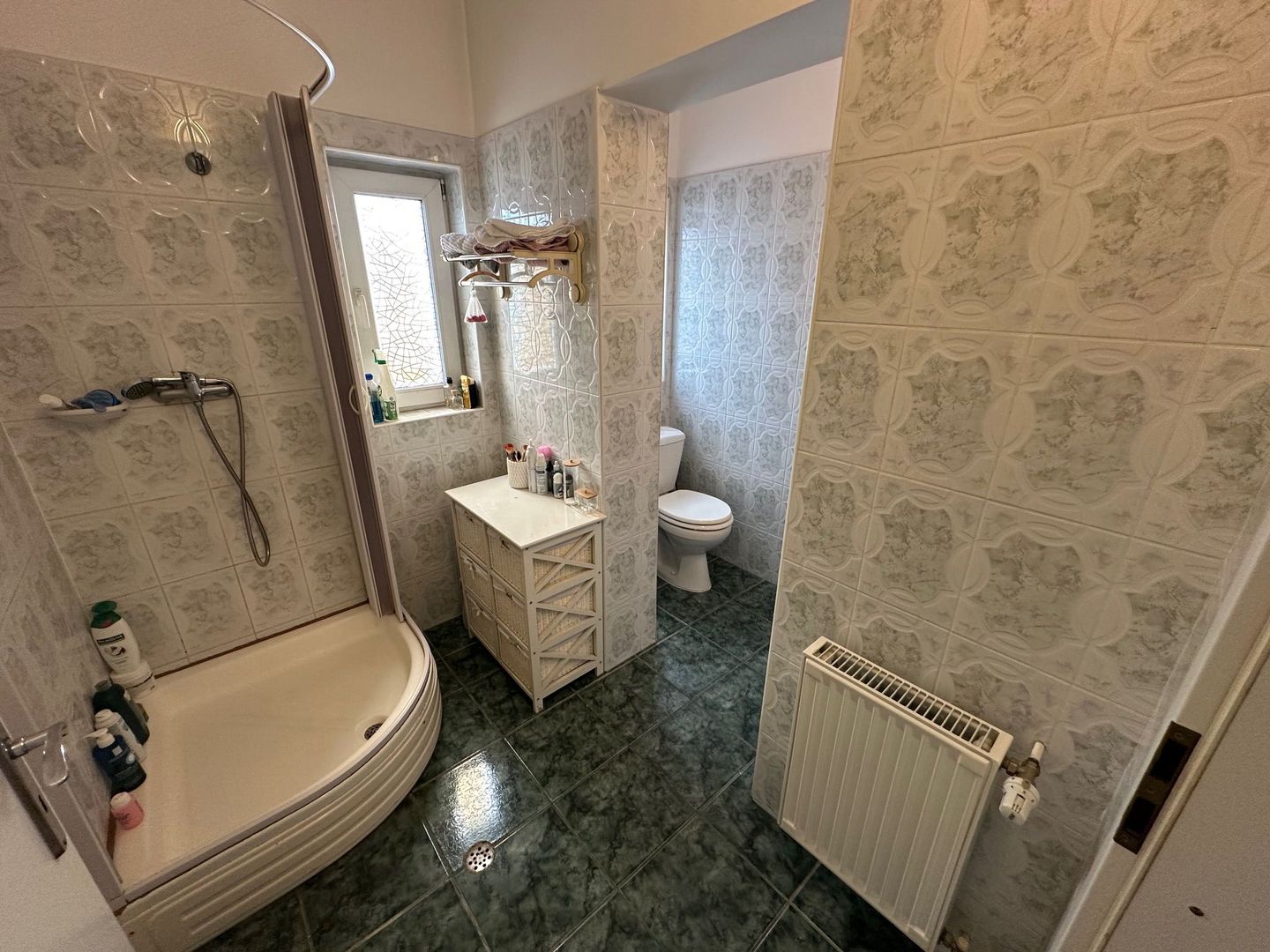 Casă / Vilă cu 5 camere zona Lunei - Poză 31