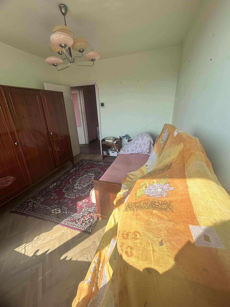 3 Camere | Zona Garii | Etaj Intermediar. - Poză 2