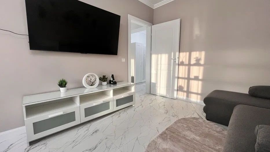 Apartament 1 camera -Tatarasi-400euro- Gand Beeatle - Poză 2