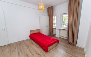 Apartament 4 camere renovat, central, ideal rezidențial sau activitate business - Poză 15