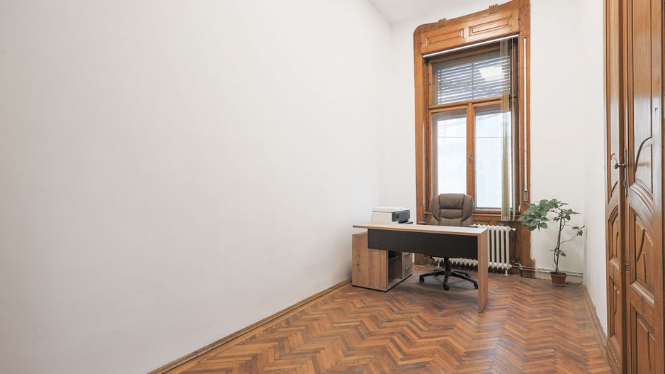 Apartament 6 camere cu potențial de birou în Palatul Kovacs - Poză 6