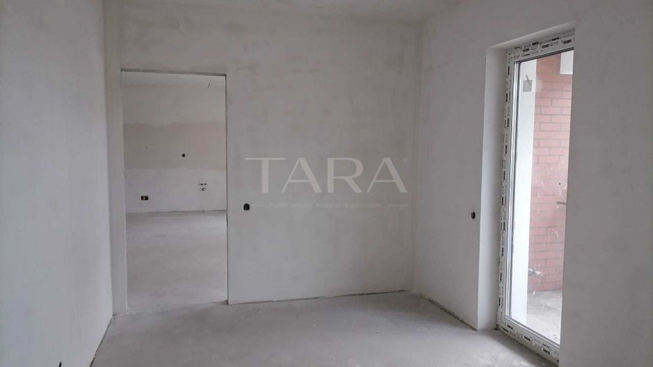 Apartament de 2 camere de vânzare la 10 minute de VIVO Mall - Poză 3