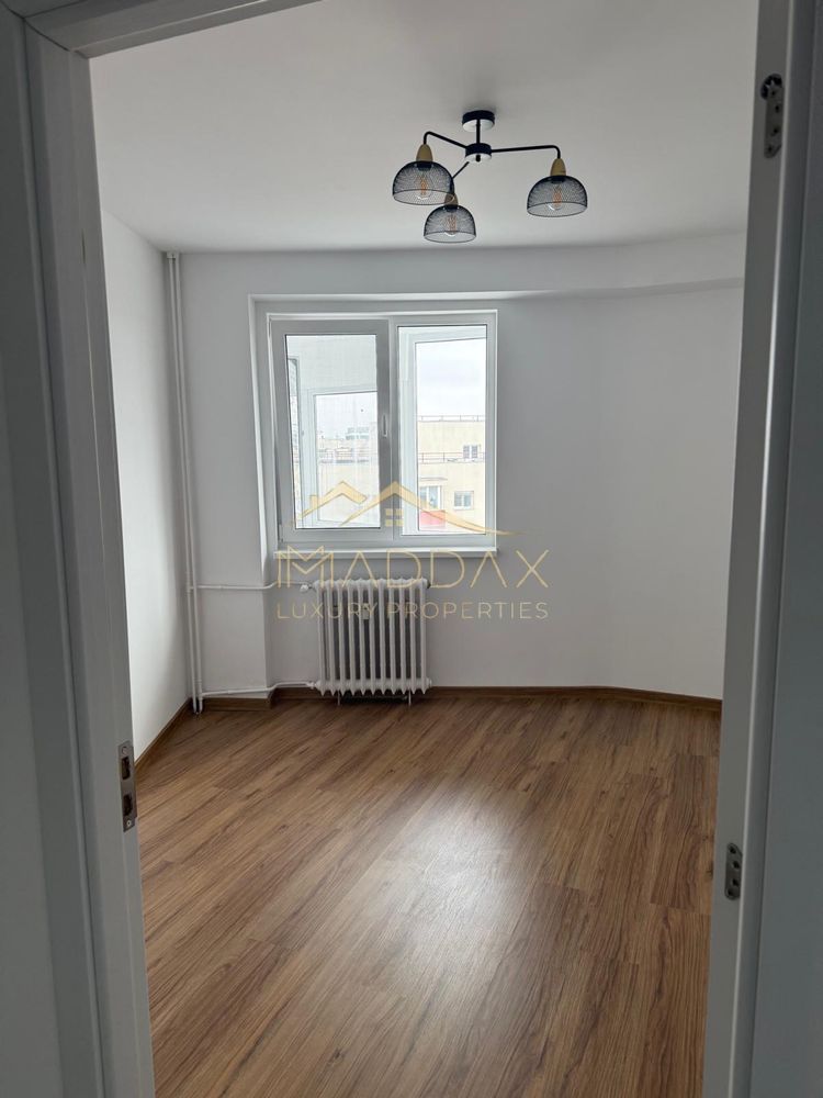 Apartament cu 4 camere de vanzare II Timpuri Noi - Tineretului *** - Poză 2