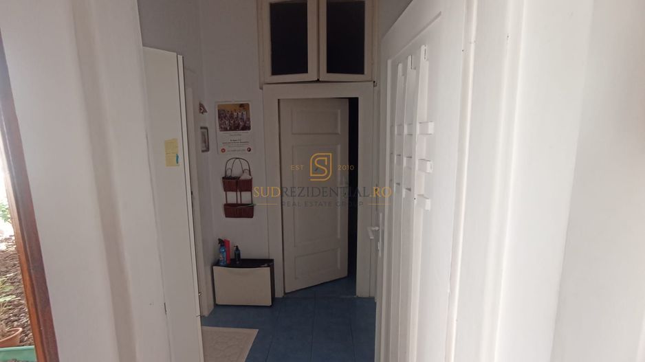 Casa spatioasa cu 7 camere, zona Bd. Brancoveanu, acces facil metrou - Poză 18