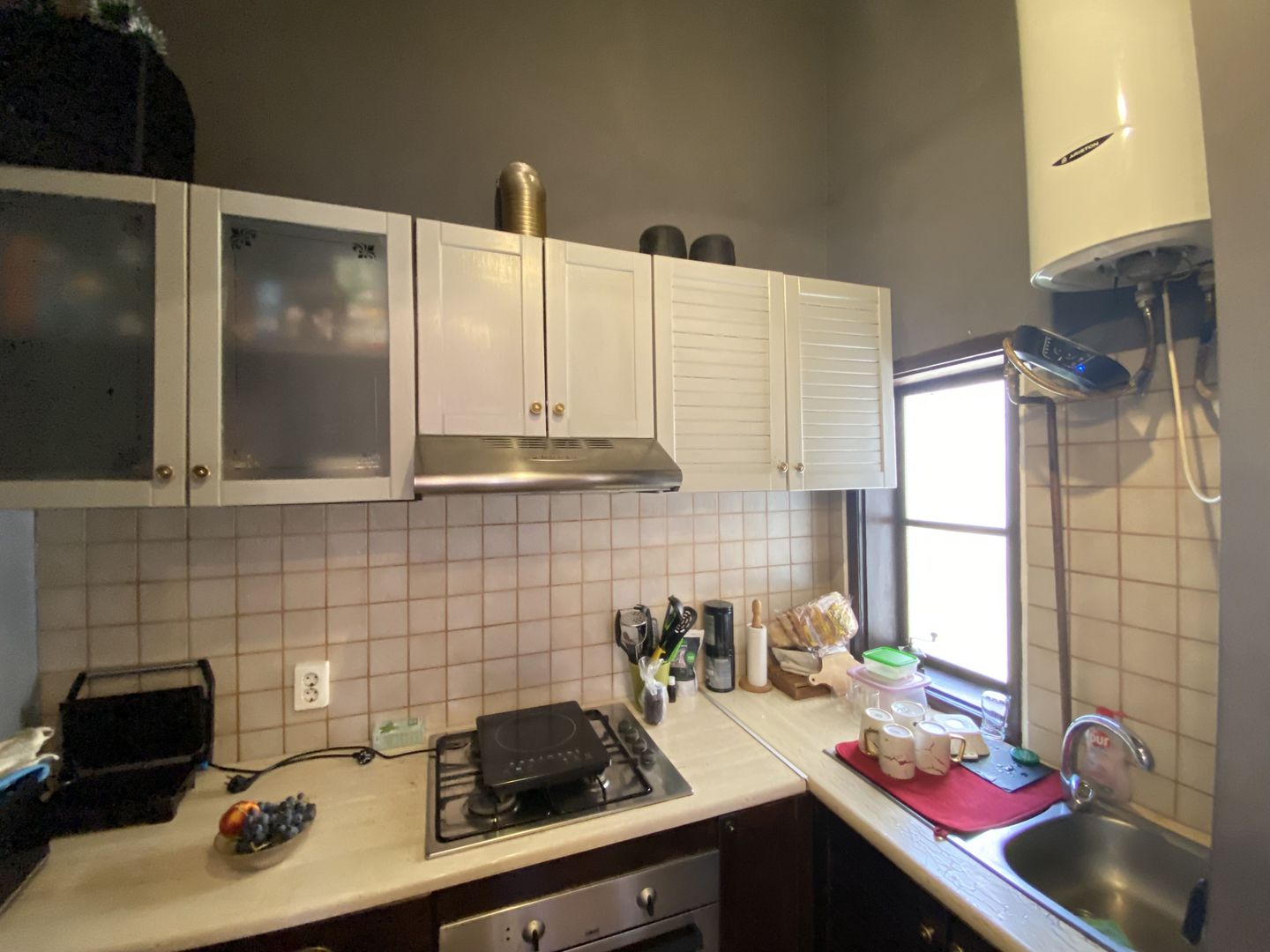 Apartament Renovat, 2 Camere, Etaj 2, Parcare, Zona Iosefin, COMISION 0 - Poză 3