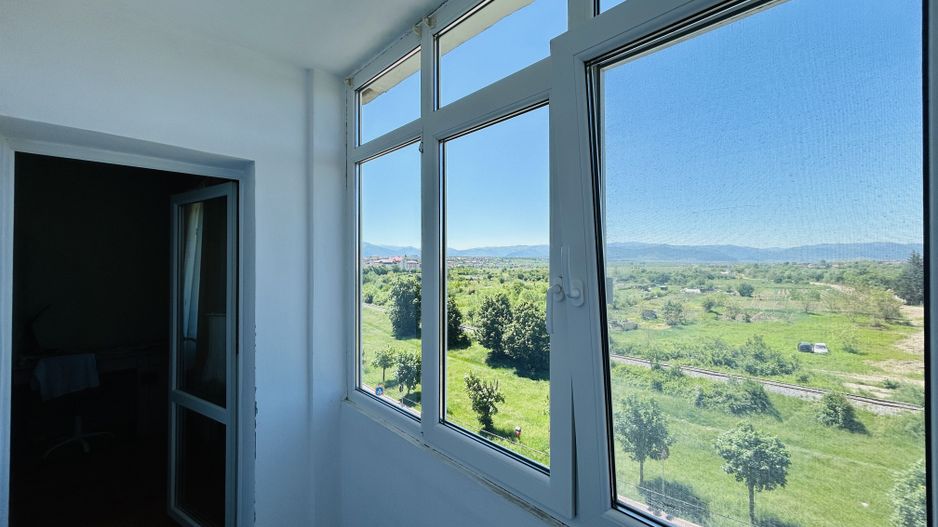 Apartament decomandat, cu 3 camere, 2 bai, 2 balcoane - Zona Strand - Poză 16