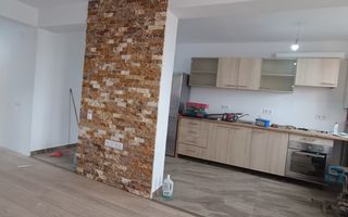 Apartament cu 4 camere | Balcon | Vasile Aaron - Poză 2