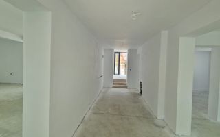 Casa individuala premium 236 mp utili si teren 1200 in Cisnadioara - Poză 6
