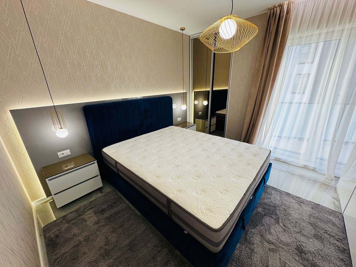 Apartament superfinisat | 2 camere  | 2 parcări | M. Romanul - Poză 5