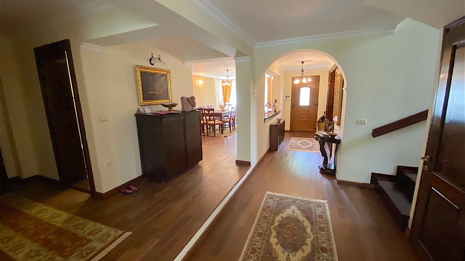 Casa in stil clasic zona Ghiroda - Poză 19