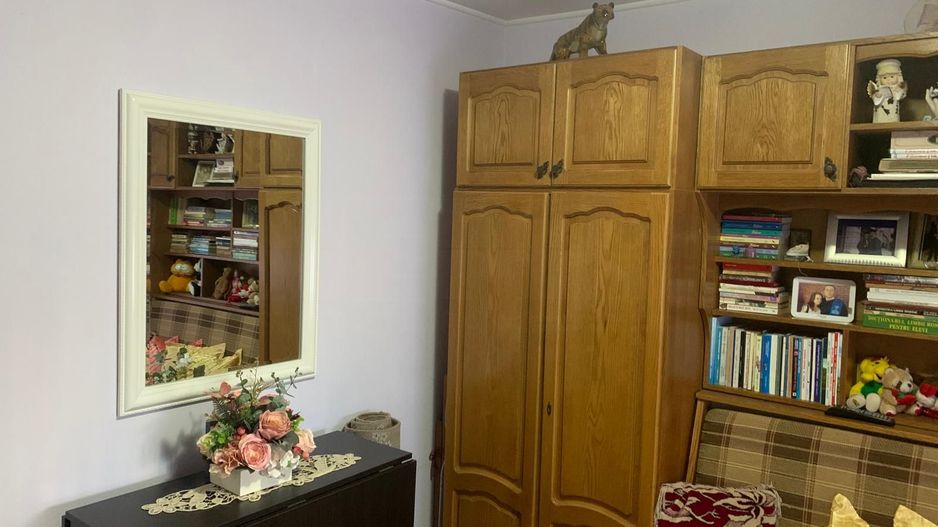 APARTAMENT DE VANZARE 3 CAMERE SIRET - Poză 10