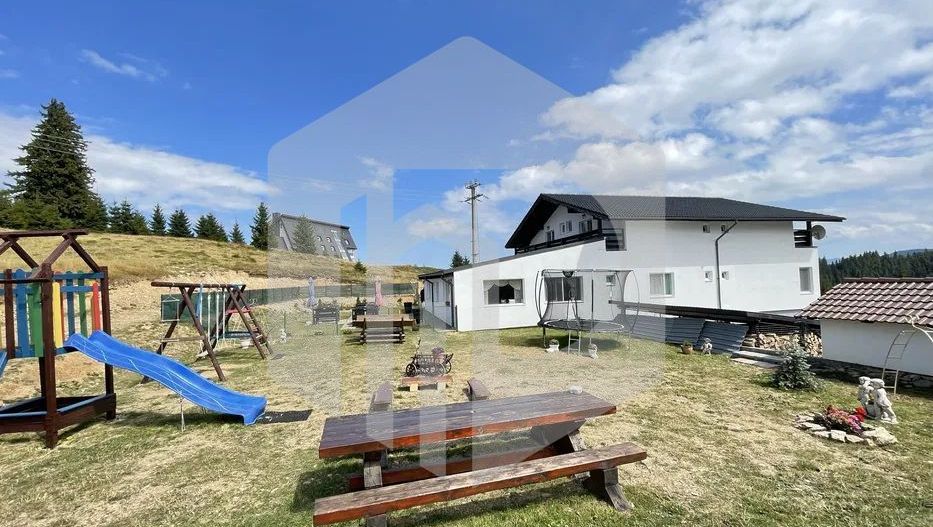 Pensiune de vanzare | Paltinis | 330mpu | 8 Camere | Functionala 100% - Poză 2