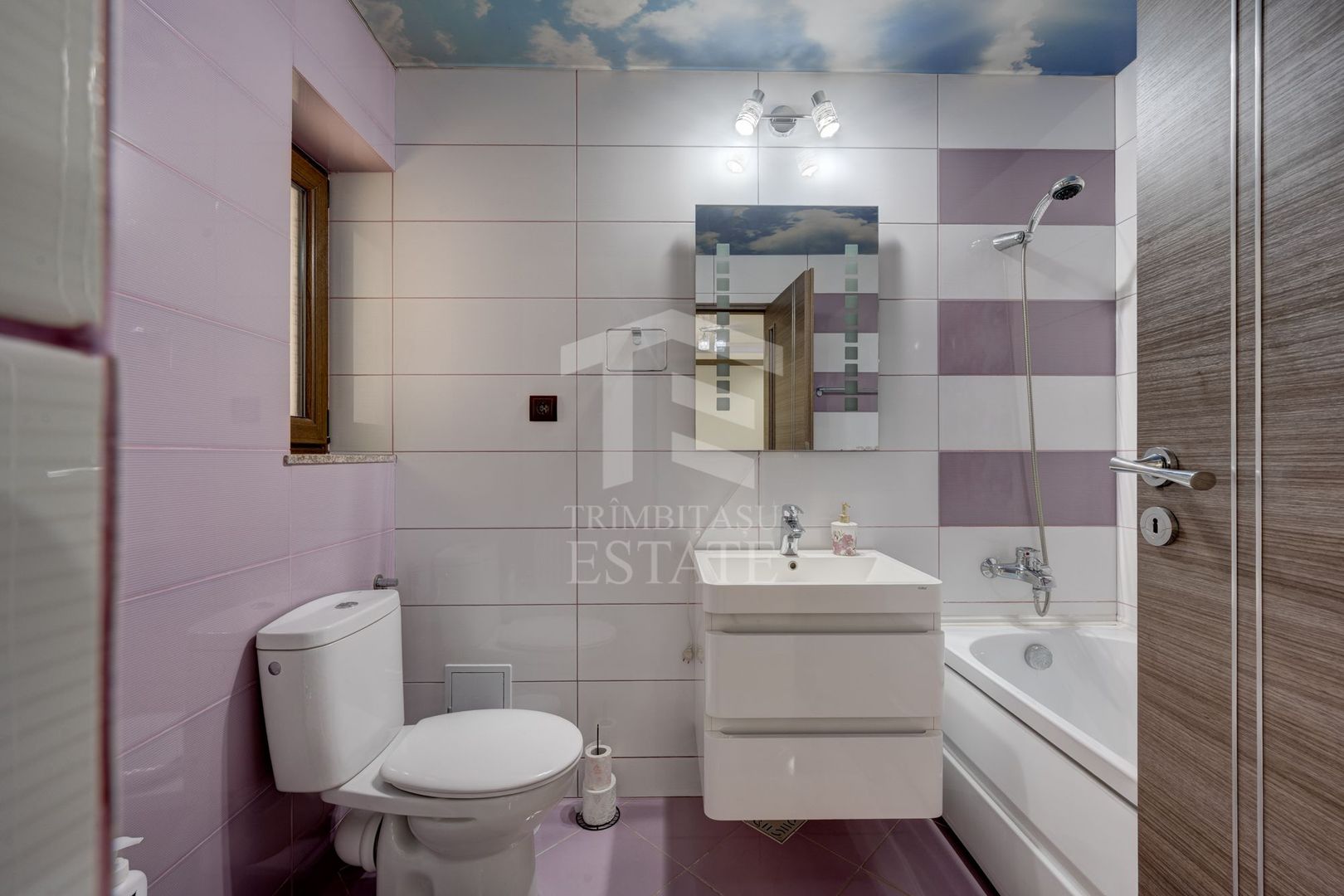 Vilă 342 mp cu piscină și 800 mp teren / 4 dormitoare / Pleașa - Poză 40