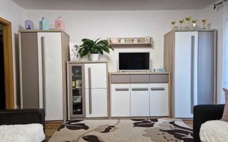 BRASADAS vinde ap 3 cam in Micro 16, etaj 1/4. - Poză 1