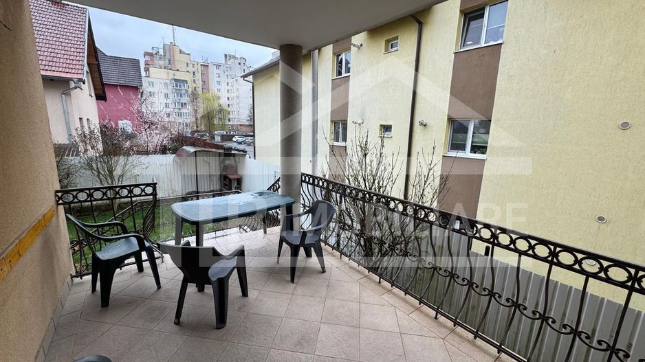 Vila cu 6 camere, 420mp,  teren 720mp, parcari, Zona Shopping City - Poză 30